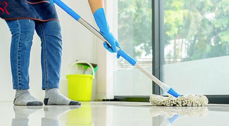 رويال سيرفيس-افضل شركة عمالة منزلية بالقاهرة-مكتب خدم وشغالات أفضل شركة تنظيف في مصر