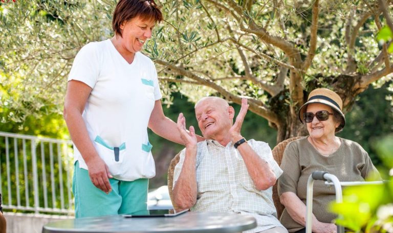 الرعاية الصحية للمسن في المنزل