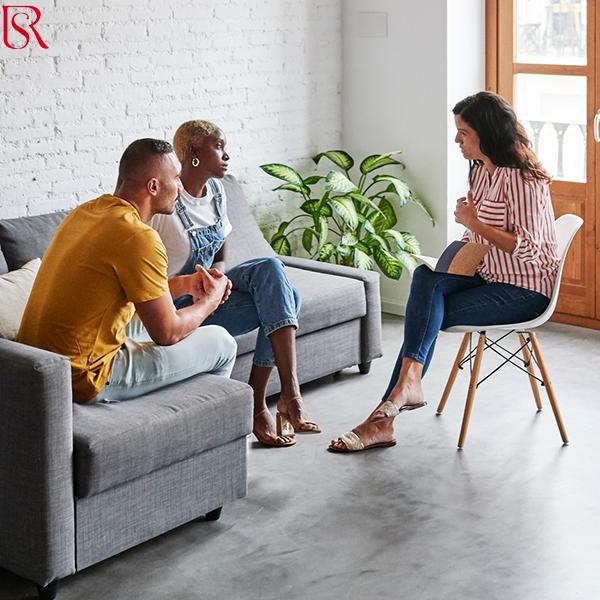 رويال سيرفيس-افضل شركة عمالة منزلية بالقاهرة-مكتب خدم وشغالات مطلوب بيبي سيتر