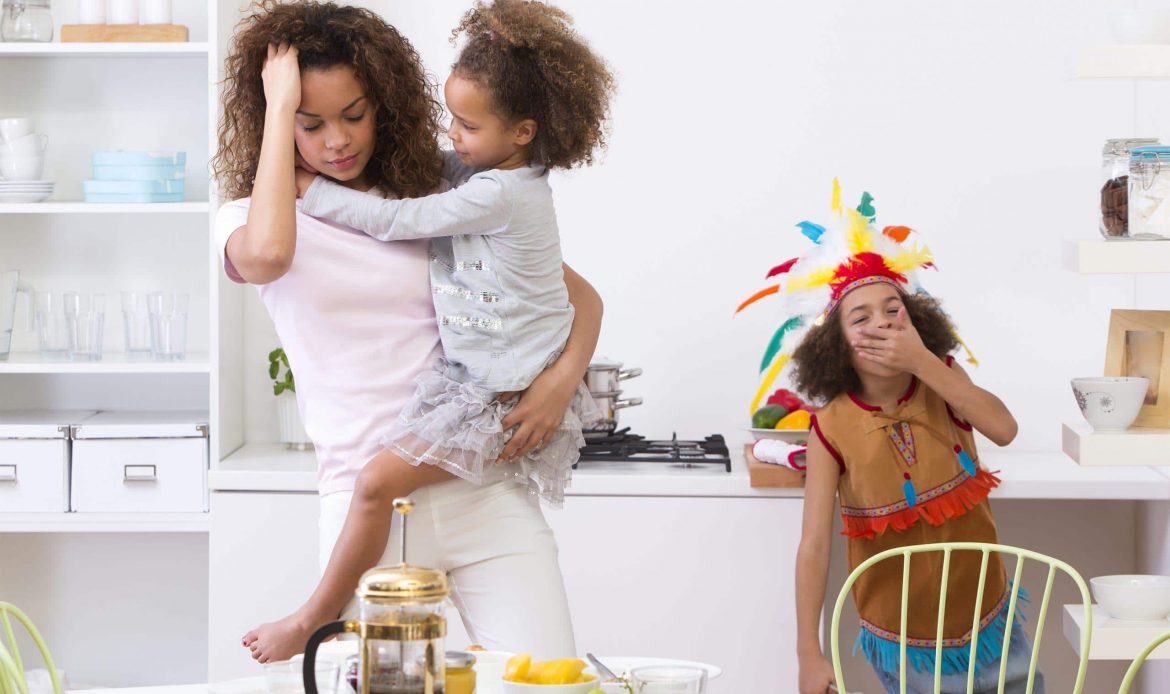 رويال سيرفيس-افضل شركة عمالة منزلية بالقاهرة-مكتب خدم وشغالات جليسة أطفال بالساعة