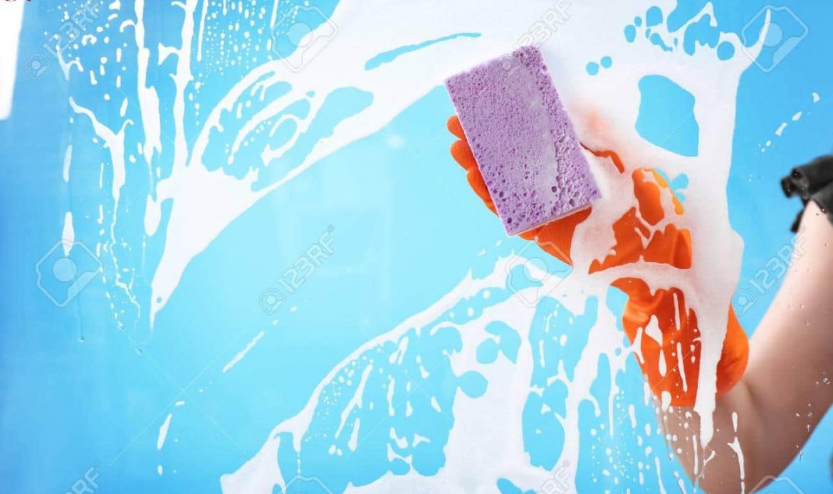 رويال سيرفيس-افضل شركة عمالة منزلية بالقاهرة-مكتب خدم وشغالات خدمة تنظيف المنازل