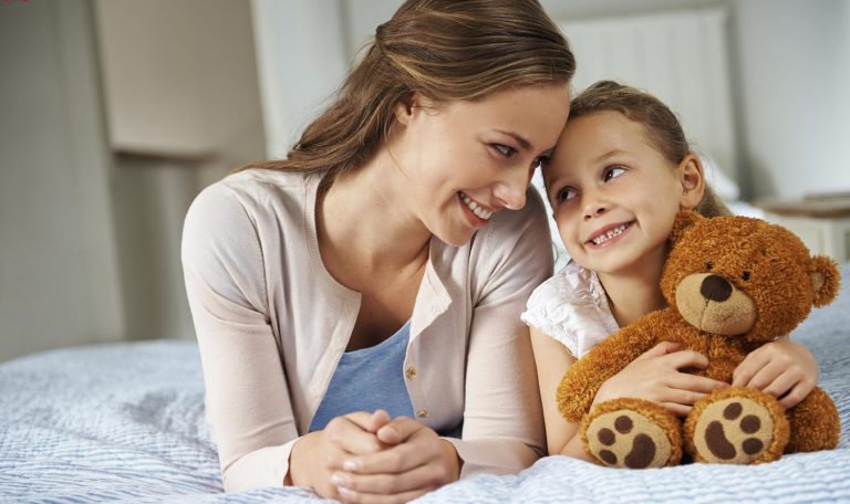 مطلوب جليسة اطفال في مصر