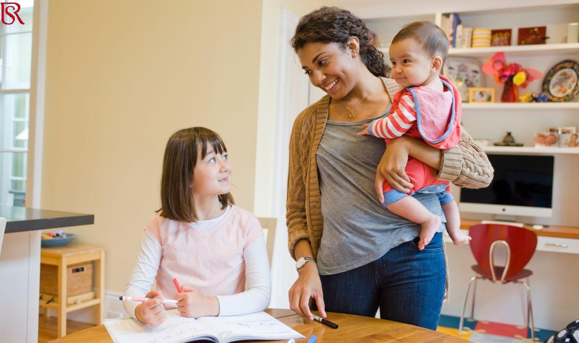 رويال سيرفيس-افضل شركة عمالة منزلية بالقاهرة-مكتب خدم وشغالات جليسة أطفال غير مقيمة