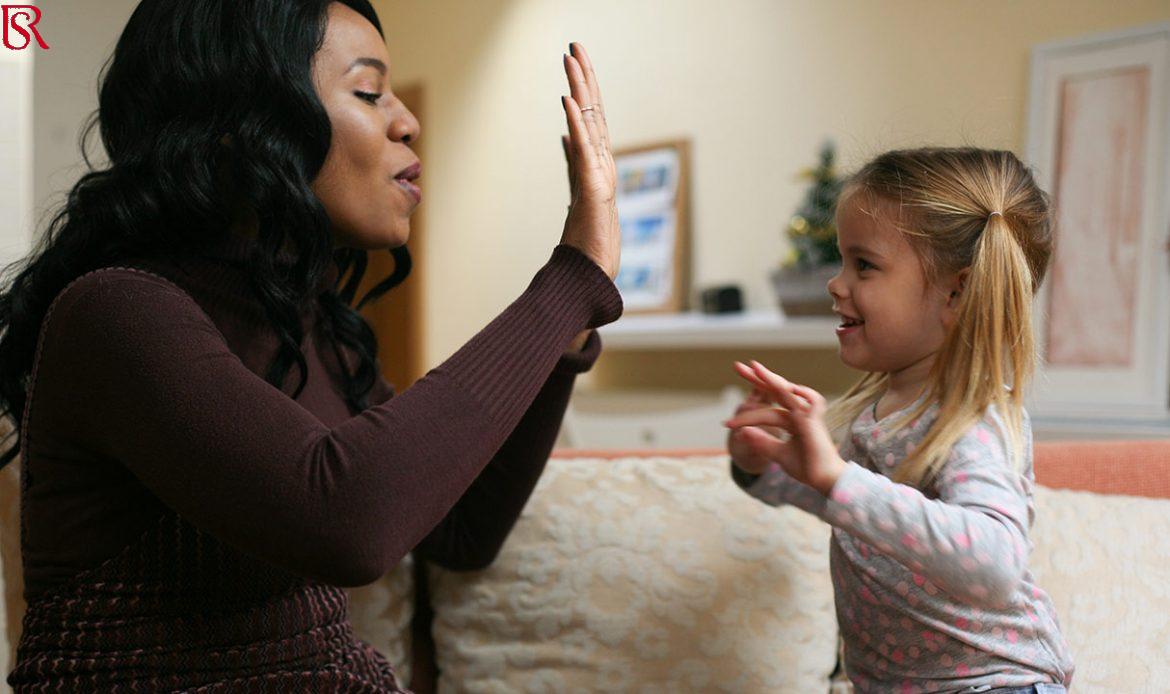 رويال سيرفيس-افضل شركة عمالة منزلية بالقاهرة-مكتب خدم وشغالات جليسات اطفال