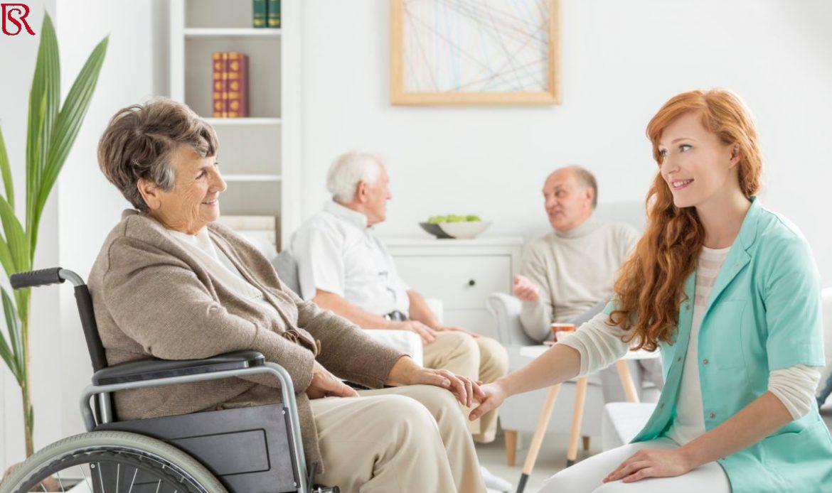 رويال سيرفيس-افضل شركة عمالة منزلية بالقاهرة-مكتب خدم وشغالات جليسة لكبار السن