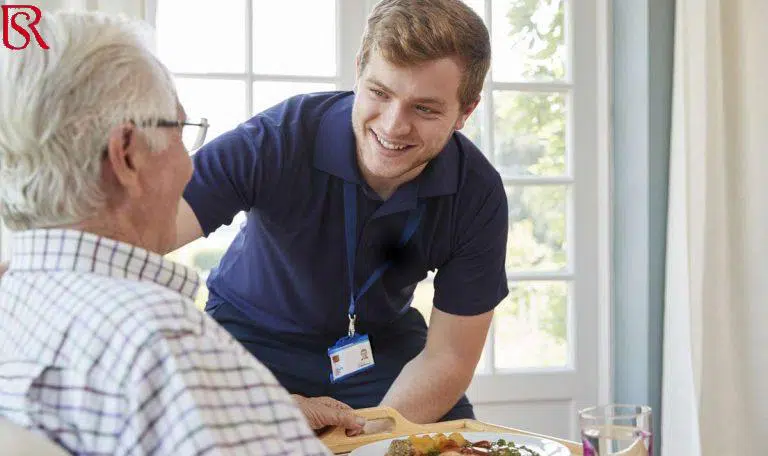 رويال سيرفيس-افضل شركة عمالة منزلية بالقاهرة-مكتب خدم وشغالات مطلوب جليس لرجل مسن