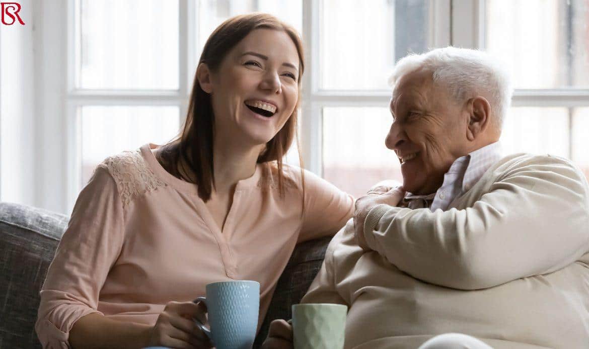 رويال سيرفيس-افضل شركة عمالة منزلية بالقاهرة-مكتب خدم وشغالات مكاتب جليسة مسنين