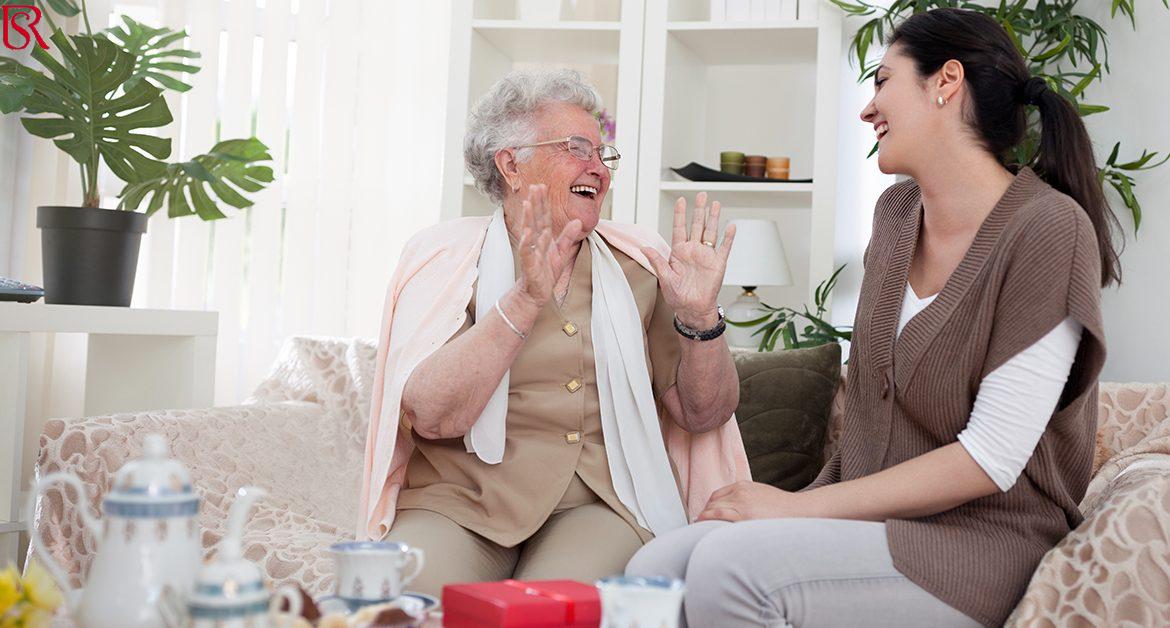 رويال سيرفيس-افضل شركة عمالة منزلية بالقاهرة-مكتب خدم وشغالات جليسة مسنين في الرحاب