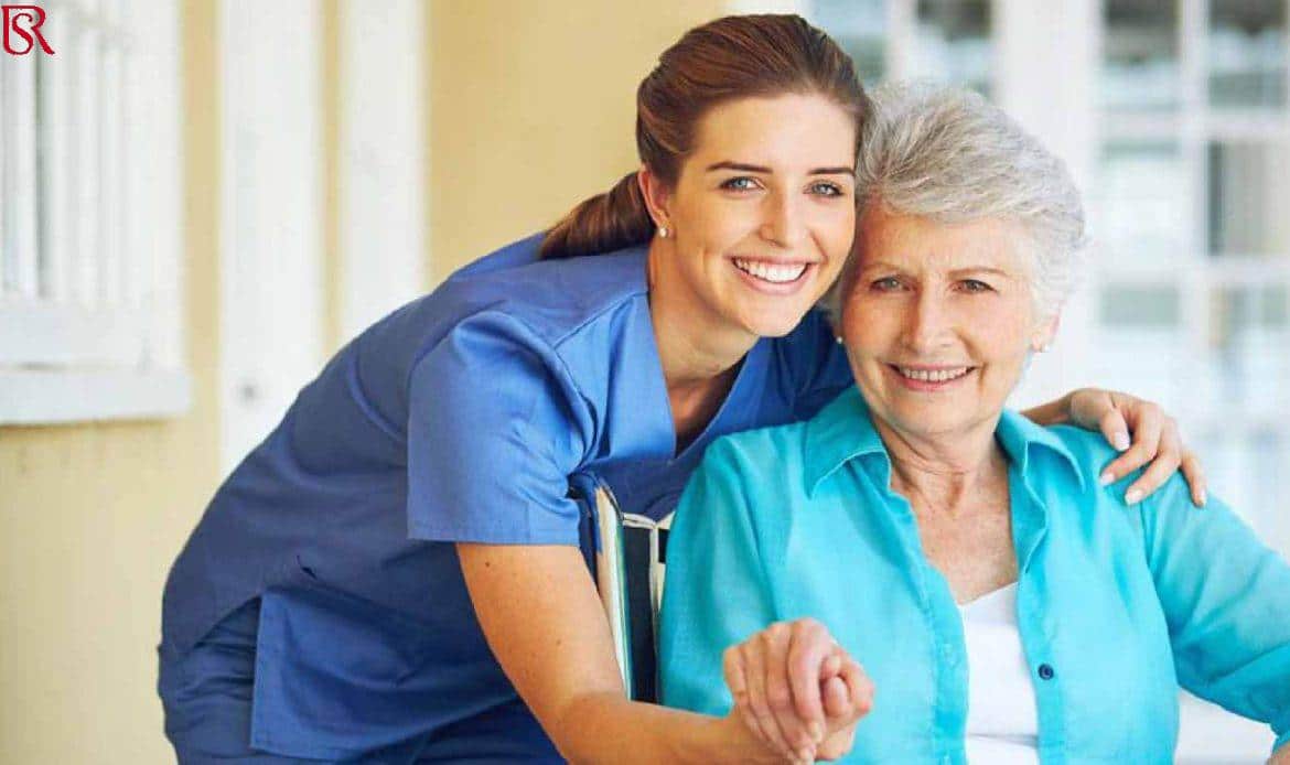 رويال سيرفيس-افضل شركة عمالة منزلية بالقاهرة-مكتب خدم وشغالات شركات رعاية كبار السن