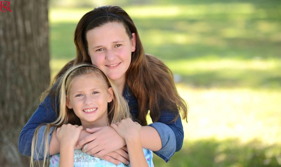 رويال سيرفيس-افضل شركة عمالة منزلية بالقاهرة-مكتب خدم وشغالات بيبي سيتر مدينتي