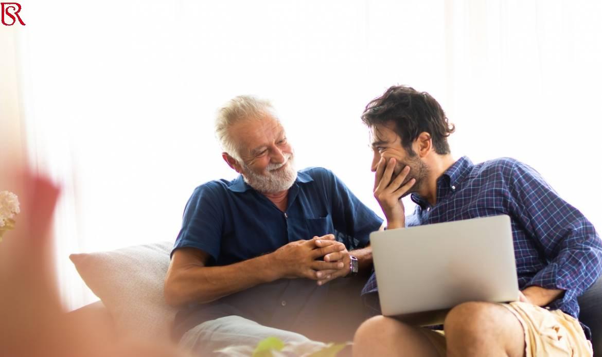 رويال سيرفيس-افضل شركة عمالة منزلية بالقاهرة-مكتب خدم وشغالات عاملات رعاية كبار السن بالشهر