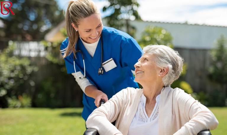 رويال سيرفيس-افضل شركة عمالة منزلية بالقاهرة-مكتب خدم وشغالات أبحث عن تمريض منزلي اكتوبر