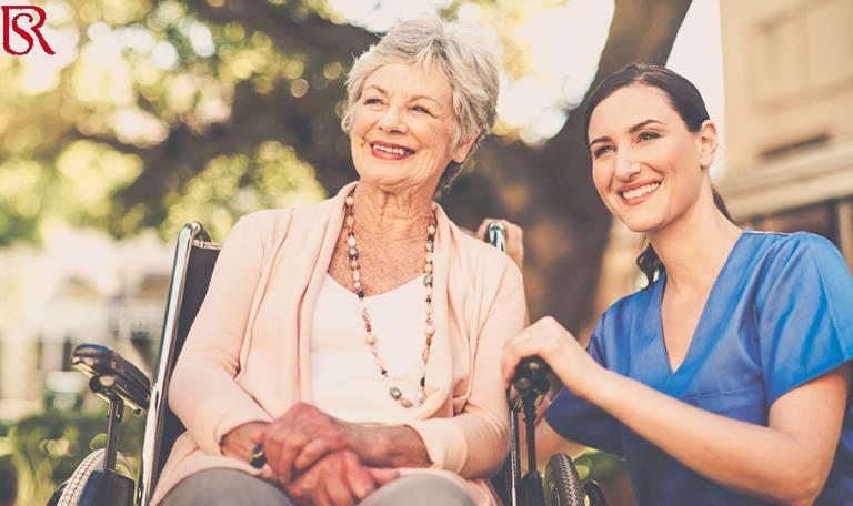 جليسات مسنين بالجيزة