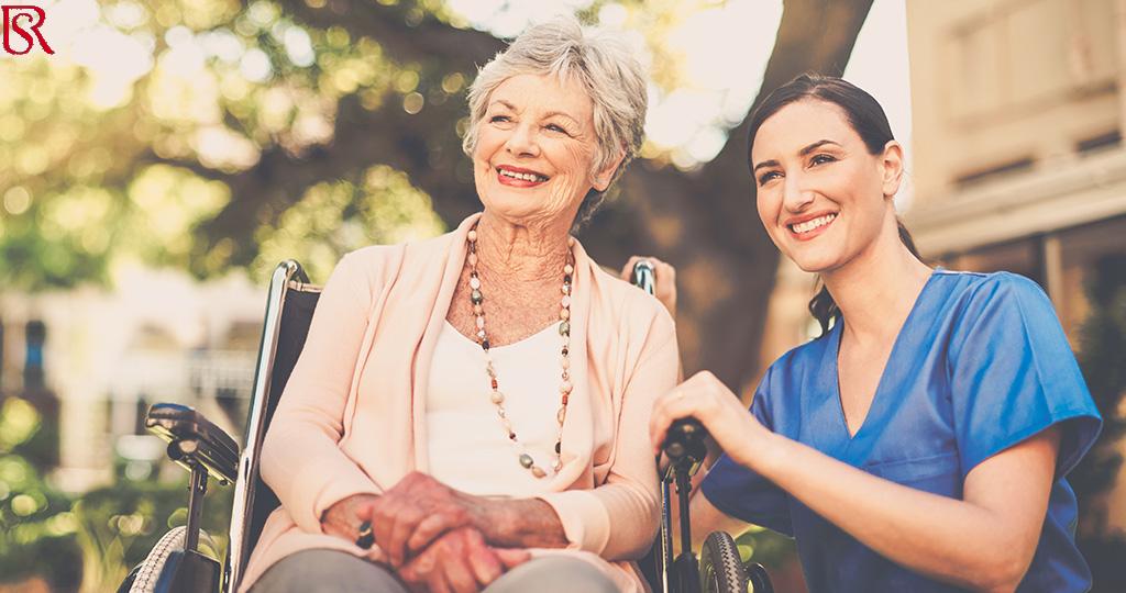 رويال سيرفيس-افضل شركة عمالة منزلية بالقاهرة-مكتب خدم وشغالات جليسات مسنين بالجيزة