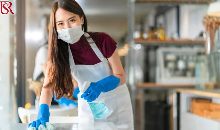 خادمة فلبينية